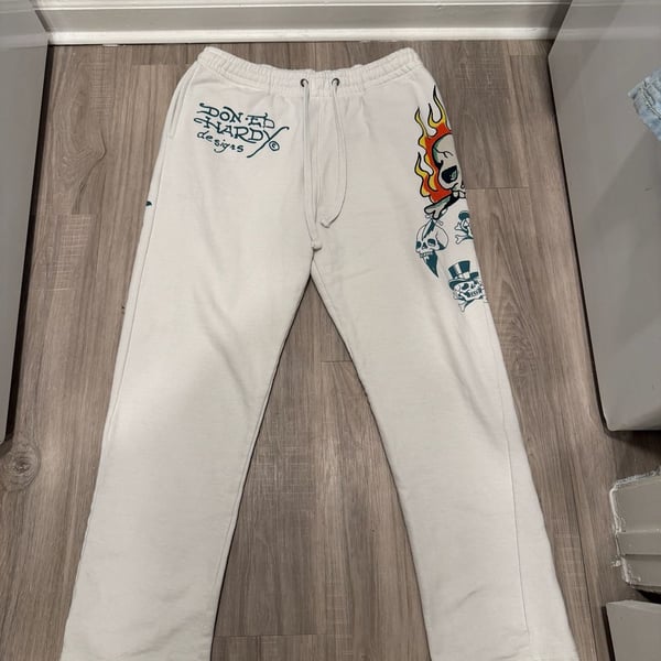 Ed Hardy Flame Skull Fleece Sweatpants Size M Ivory Graphic Joggers