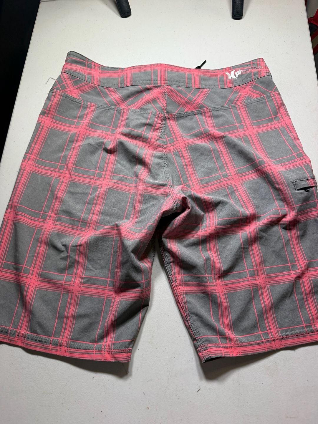 Hurley Phantom Boardshorts Size 30 Gray Pink Plaid Surf Swimwear 4