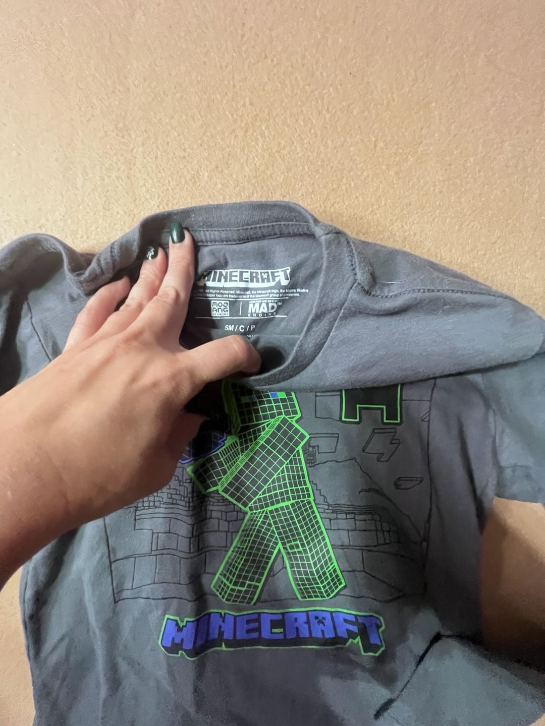 Minecraft Long Sleeve Graphic T-Shirt Size Small Gray 3