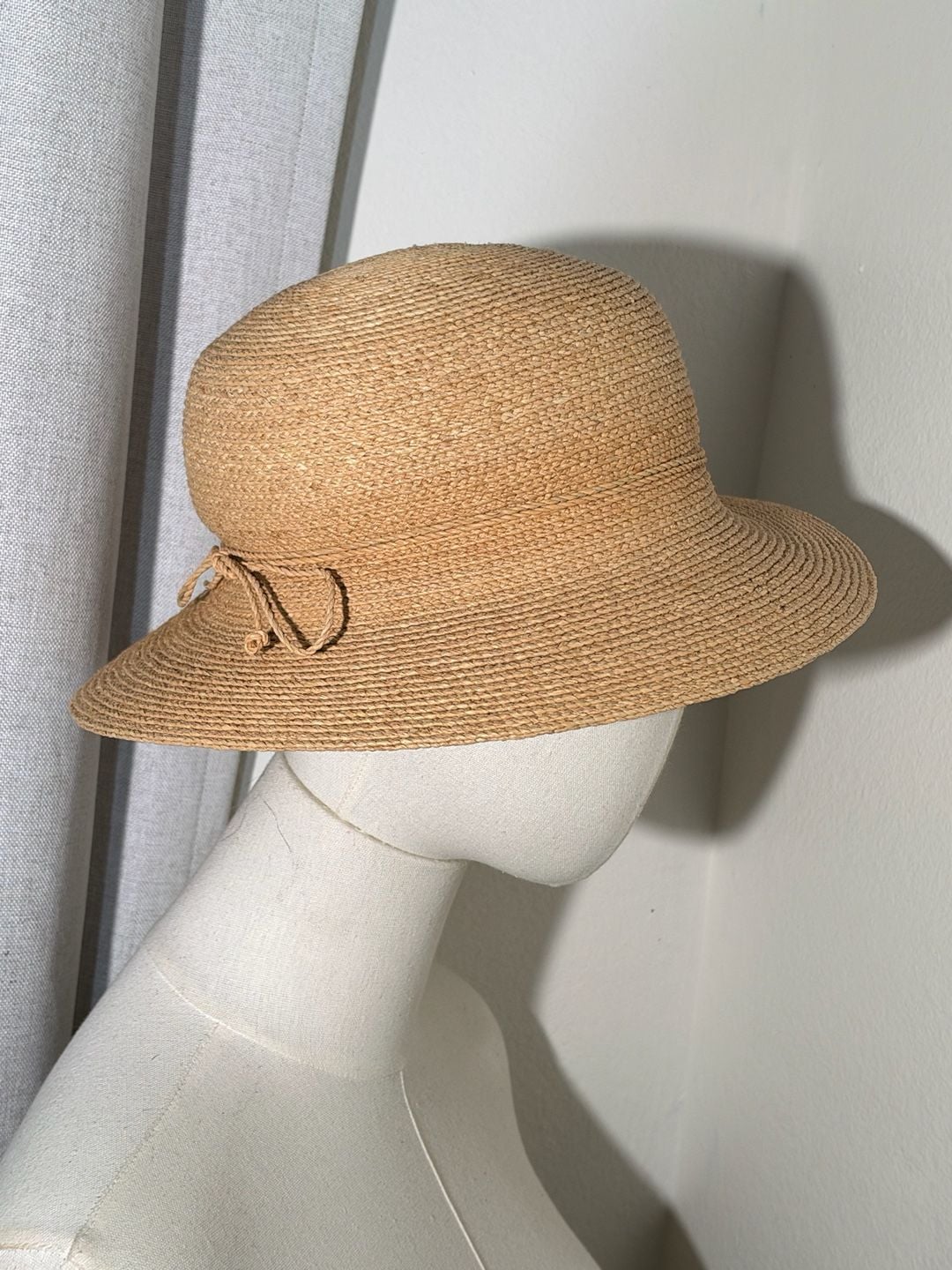 Helen Kaminski Delphina Hat Nougat M 3
