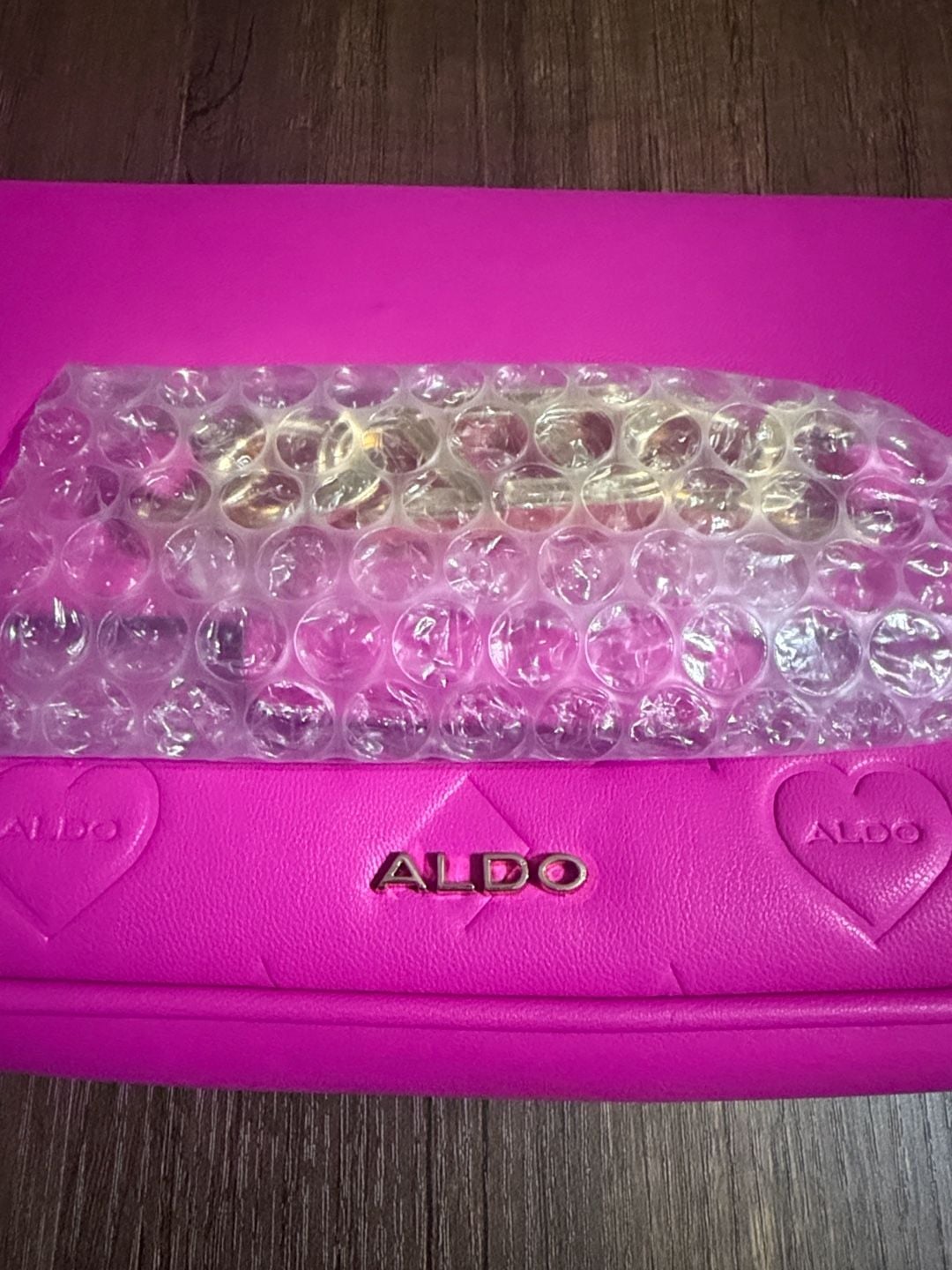 ALDO Fuchsia Pink Shoulder Bag with Gold Chain – New Without Tags 3