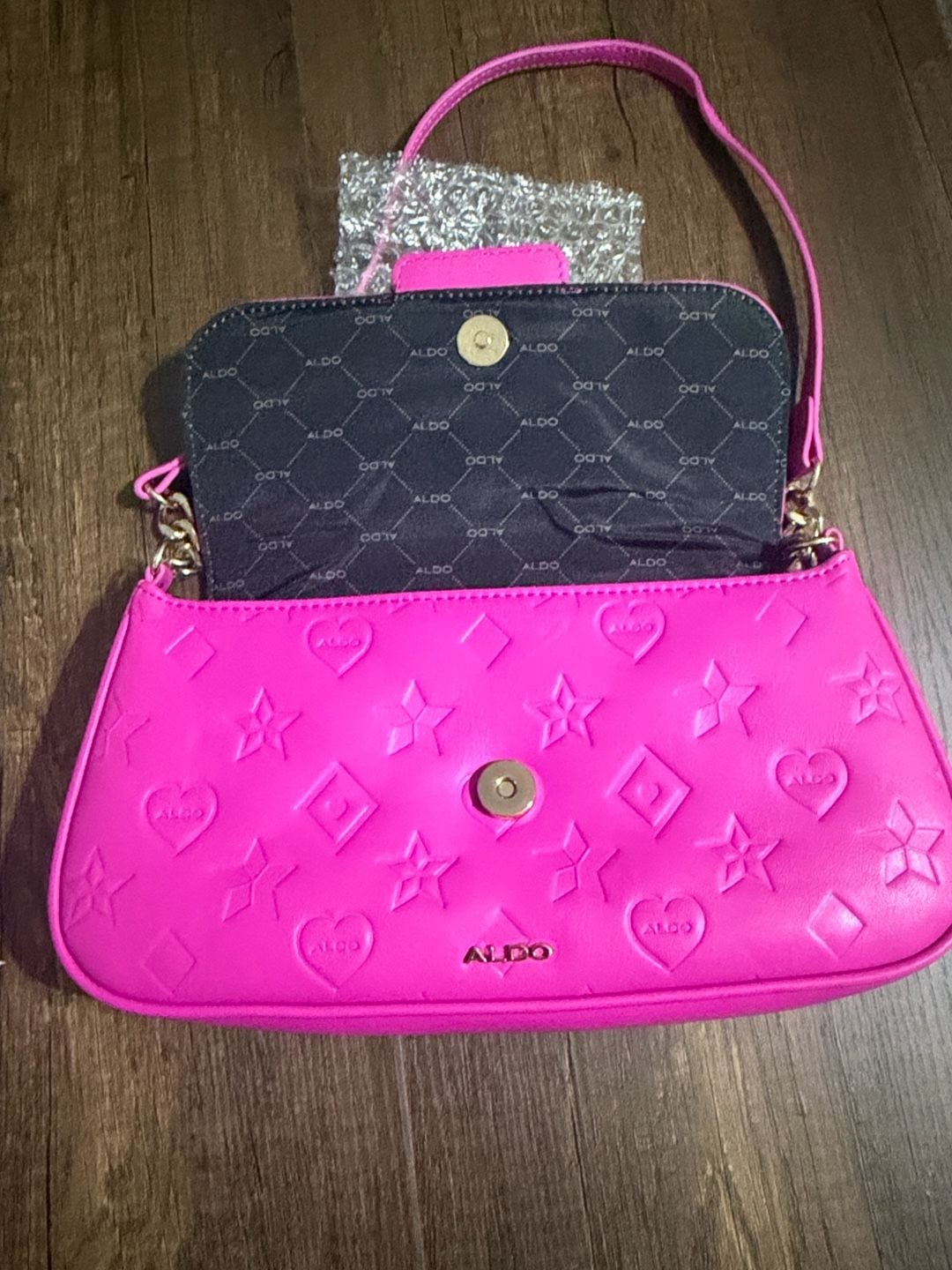 ALDO Fuchsia Pink Shoulder Bag with Gold Chain – New Without Tags 9