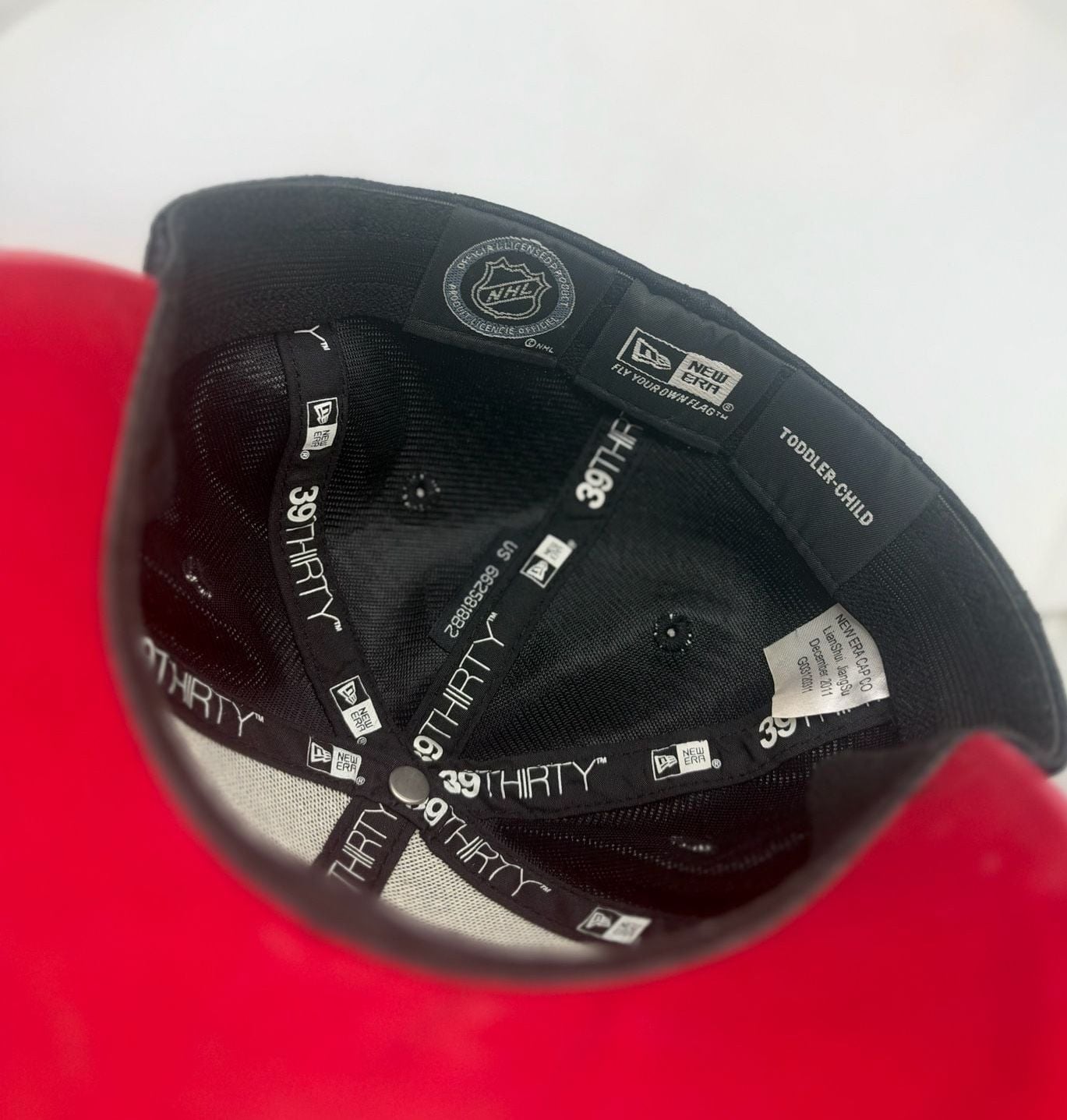 New Era Chicago Blackhawks 39Thirty Toddler-Child Hat Black Red 6