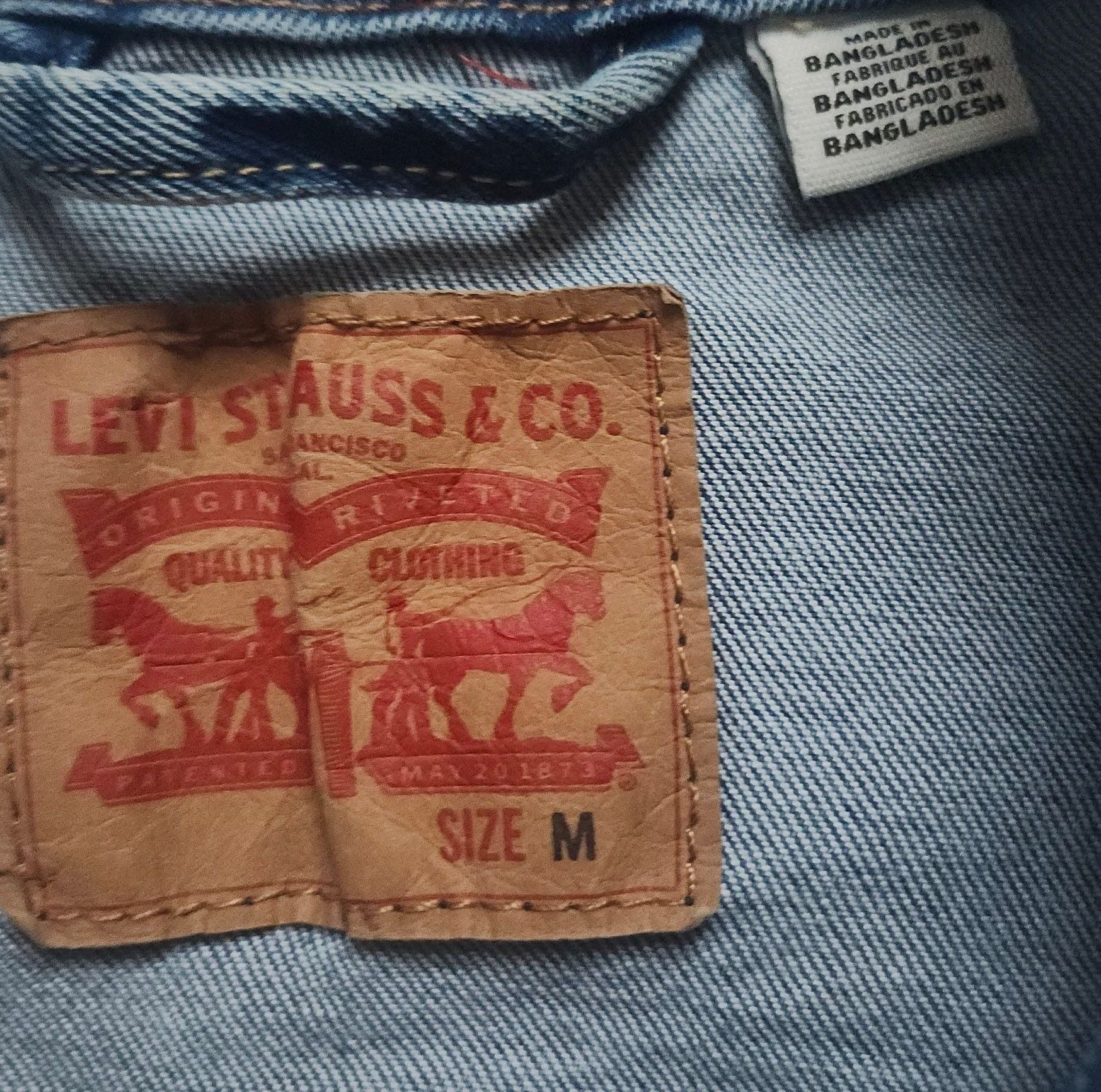 Levi's Trucker Denim Jacket Size M Blue Wash 3