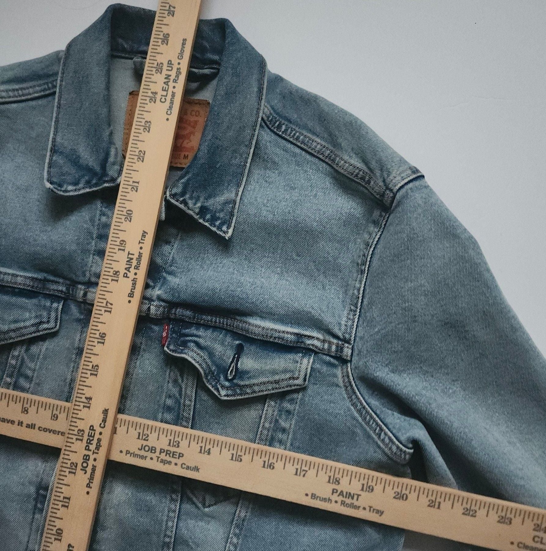 Levi's Trucker Denim Jacket Size M Blue Wash 5
