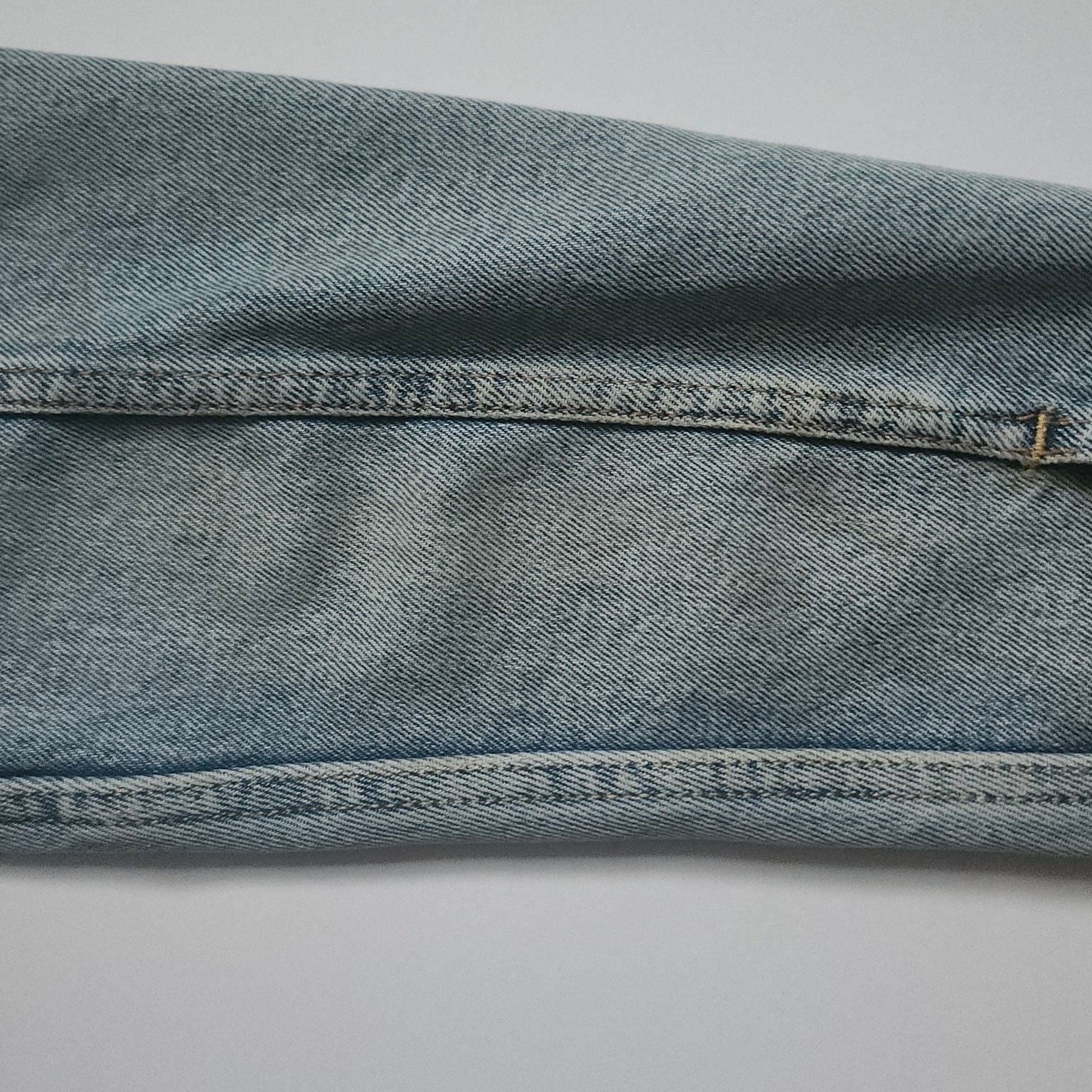 Levi's Trucker Denim Jacket Size M Blue Wash 4