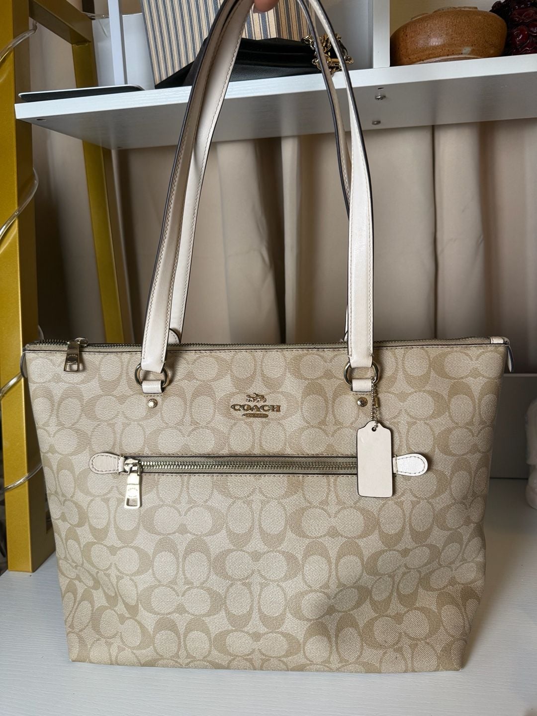 Coach Signature Zip Top Tote Bag Khaki Chalk White 2