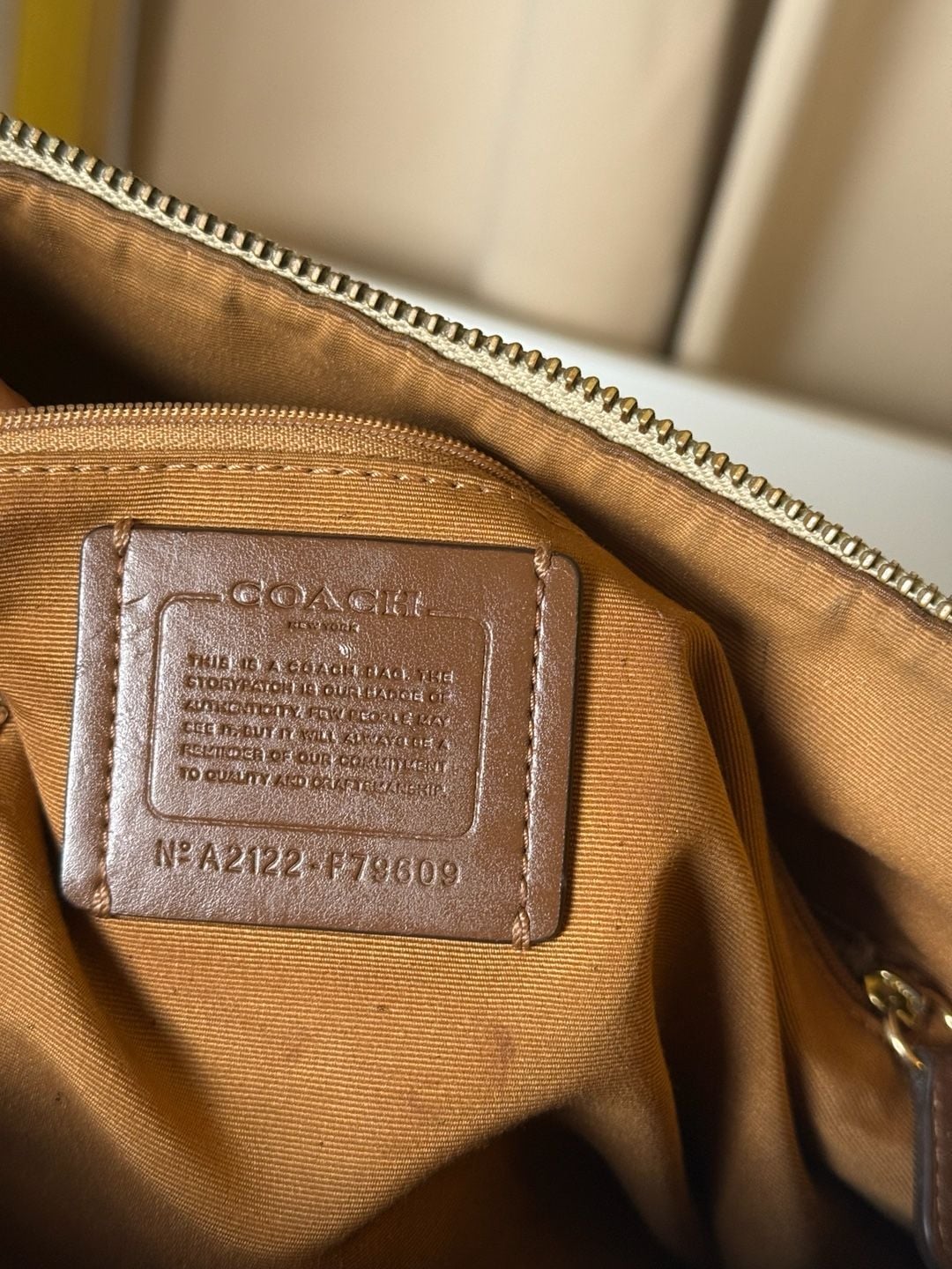 Coach Signature Zip Top Tote Bag Khaki Chalk White 9