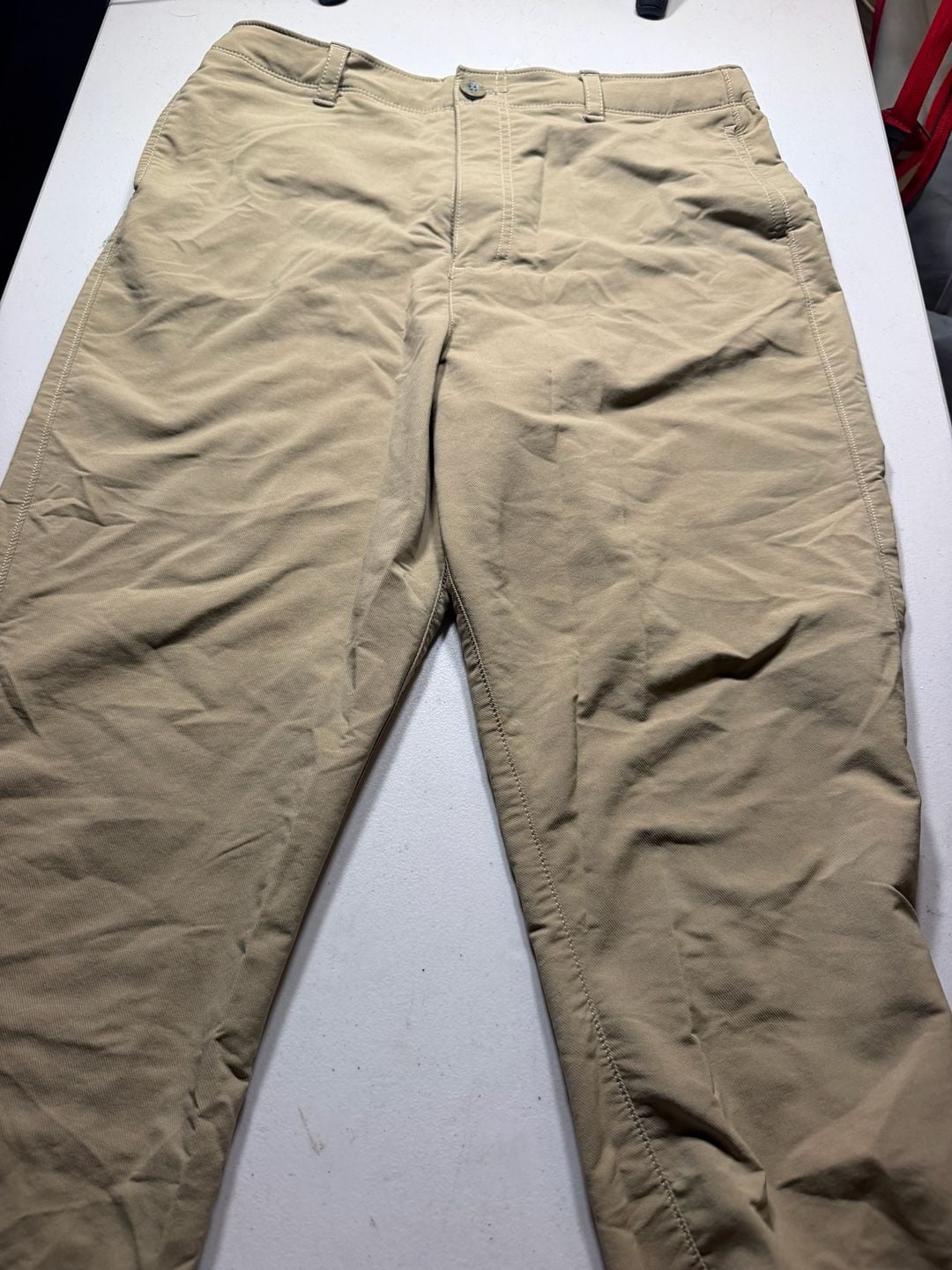 Under Armour Pants YXL Khaki Loose Fit Performance Youth 2