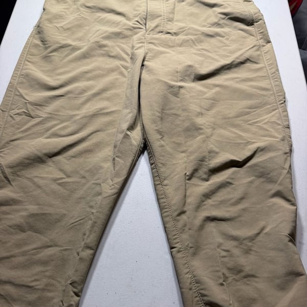 Under Armour Pants YXL Khaki Loose Fit Performance Youth