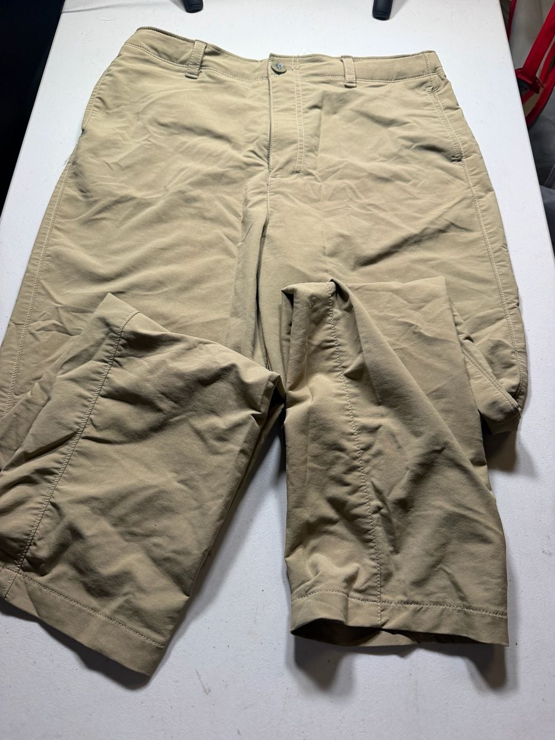 Under Armour Pants YXL Khaki Loose Fit Performance Youth 3