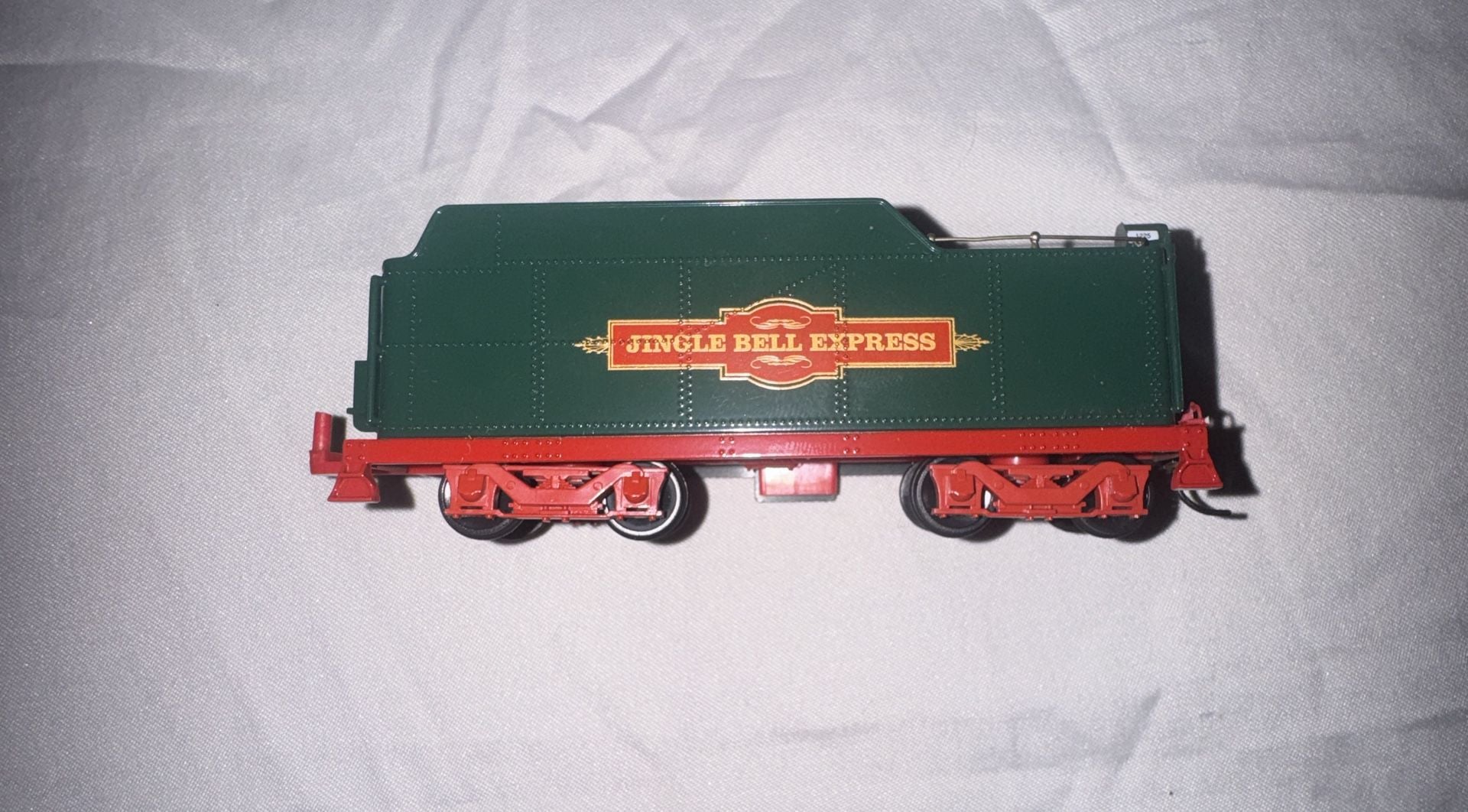 Bachmann Jingle Bell Express Christmas Model Train Set 5