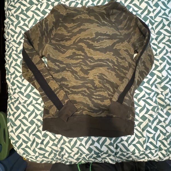 Alternative Champ Eco-Fleece Sweatshirt Size M Tonal Tiger Camo