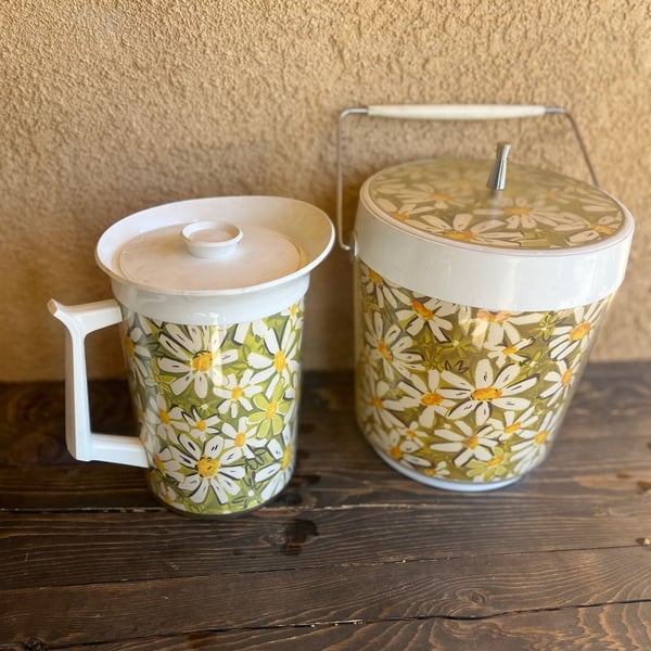 West Bend Thermo-Serv Daisy Insulated Pitcher and Ice Bucket Set