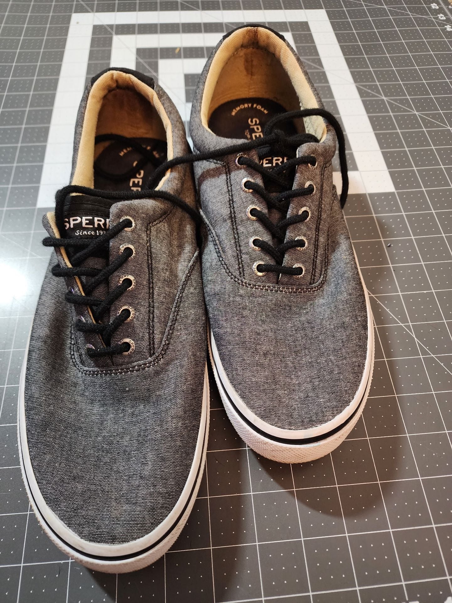 Sperry Halyard CVO Size 12 Black Canvas Sneaker 7