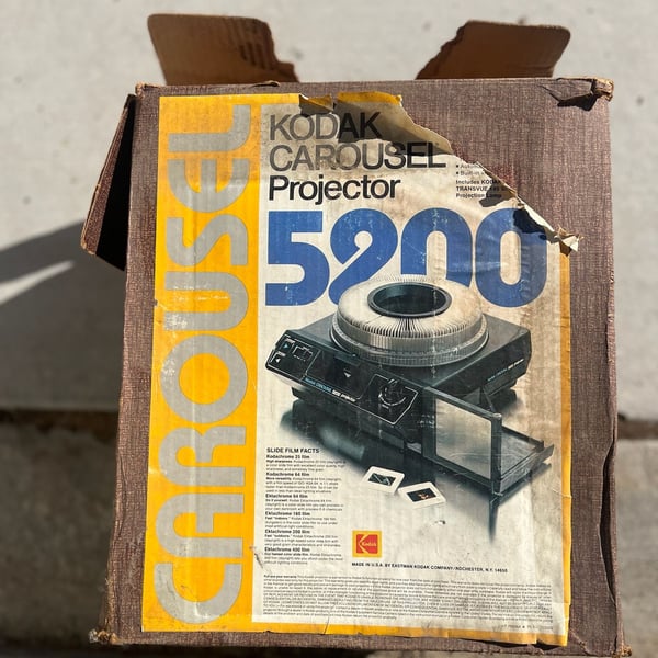 Kodak Carousel 5200 Slide Projector Vintage Boxed