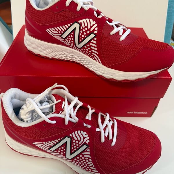 New Balance Fresh Foam 3000v5 Turf Size 12.5 Red White Baseball Shoes