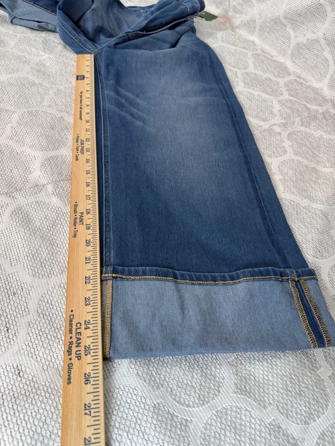 Halara Flex Mid Rise Rolled Hem Straight Leg Jeans 10