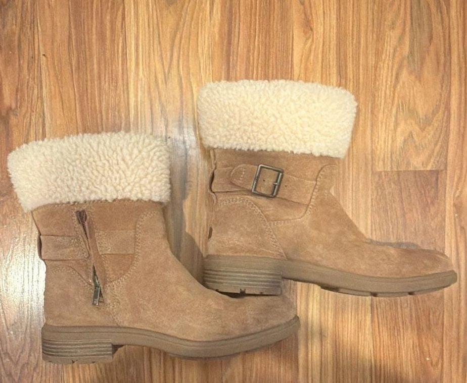 UGG Harrison Cuff Boots Size 9 Chestnut Suede Sherpa 4