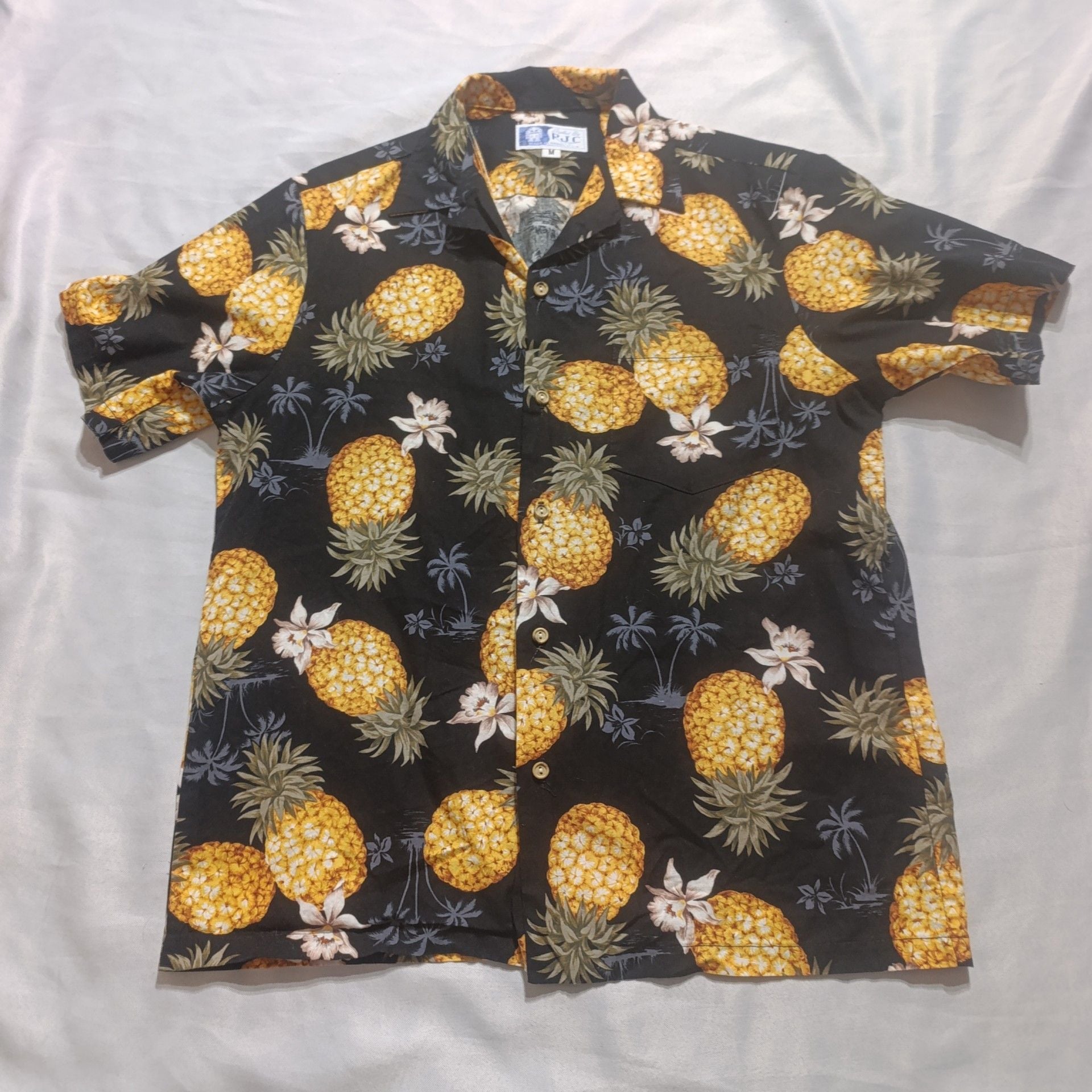 RJC Hawaiian Shirt Size M Black Pineapple Aloha Button Down 2