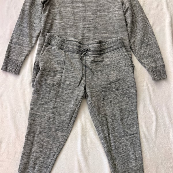 Womens LL Bean Lounge Set Gray Marled  long Sleeve Shirt and Jogger set