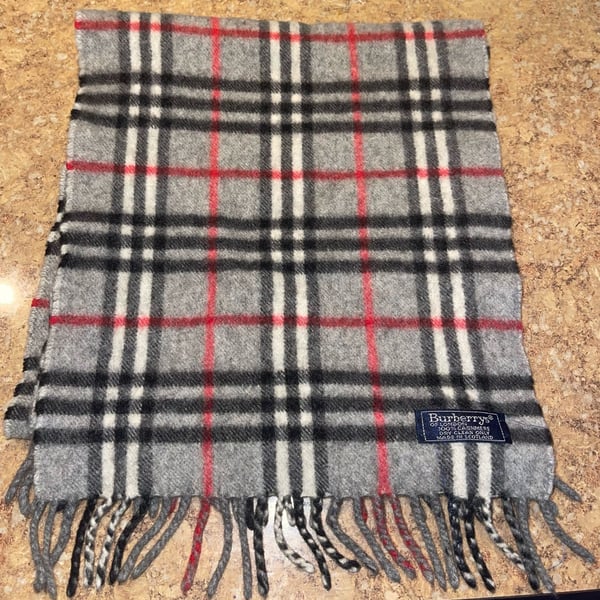  Burberrys London 100% Cashmere Gray Nova Check Plaid Fringe Scarf