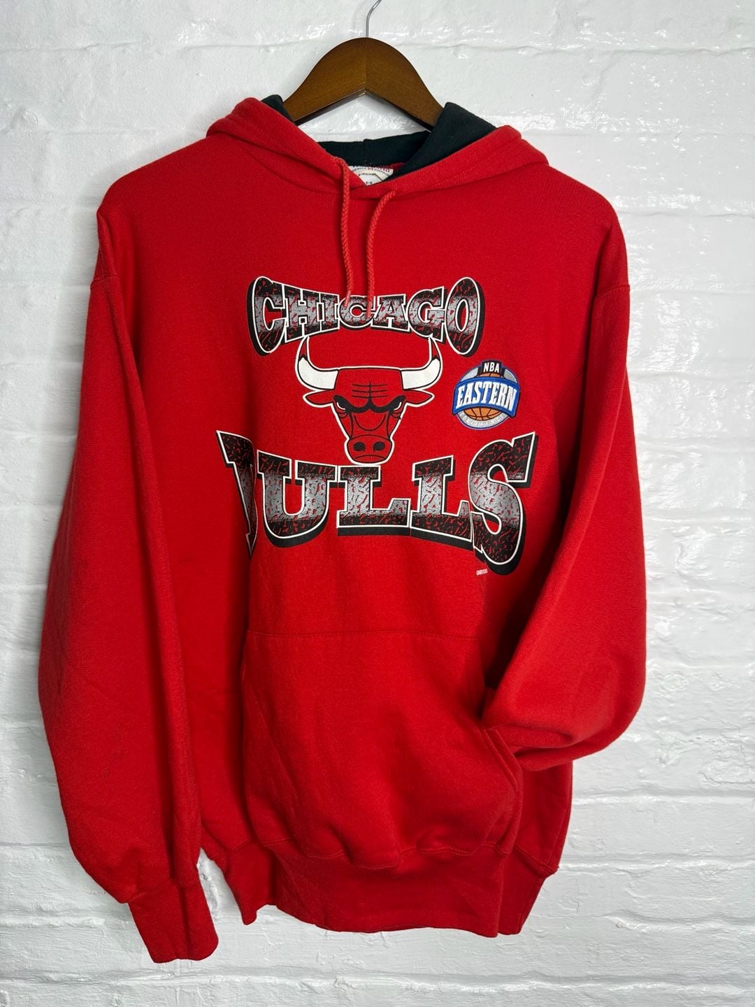 Team Rated Chicago Bulls Vintage NBA Hoodie Size M Red Pullover 2