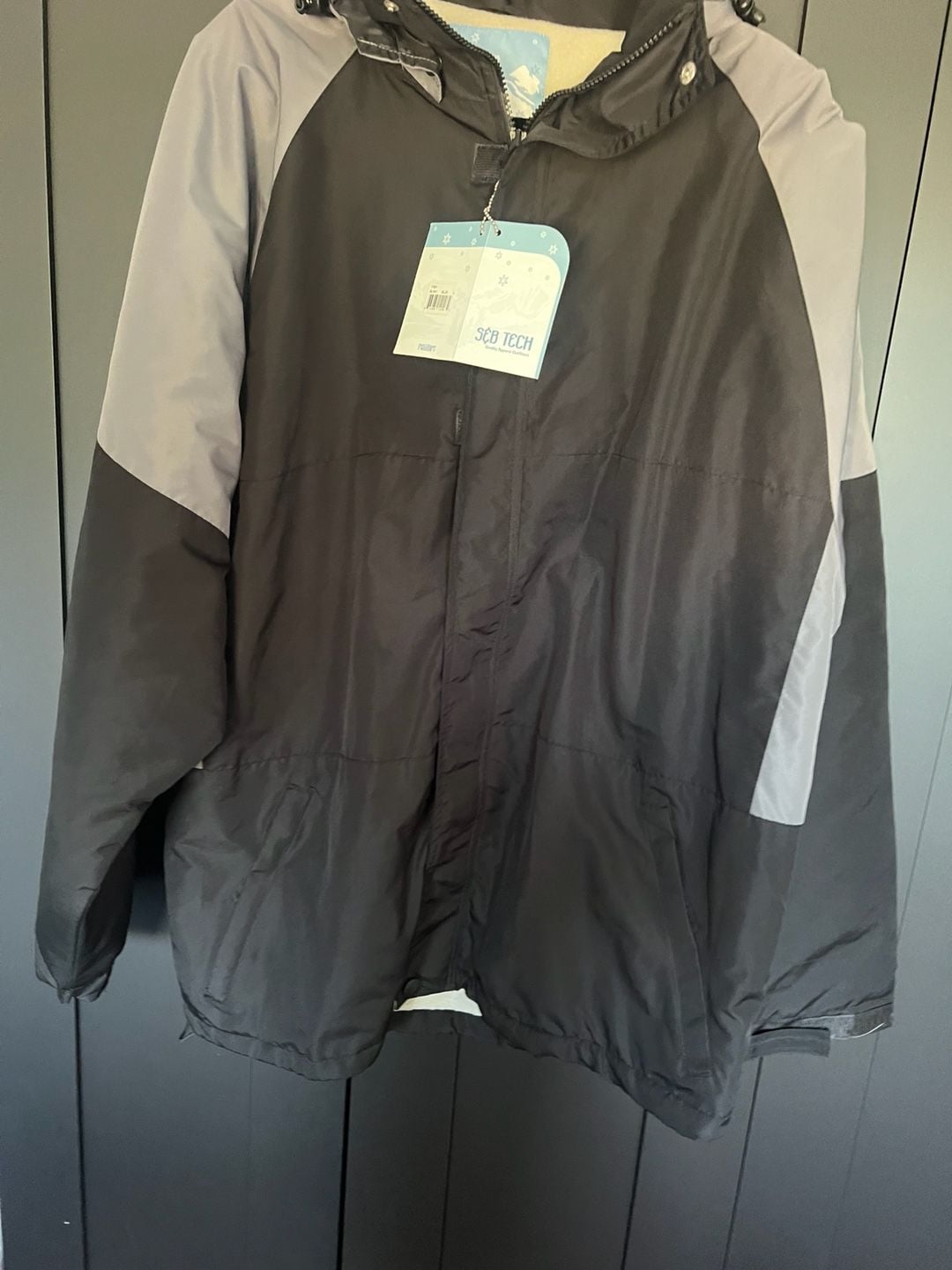 Steve & Barry's S&B Tech Hooded Jacket Size L Black Gray Windbreaker 3