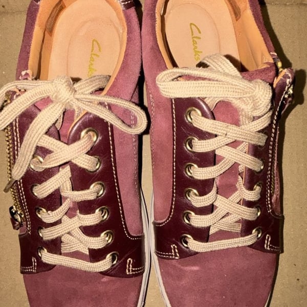Clarks Nalle Lace Burgundy Suede Sneakers