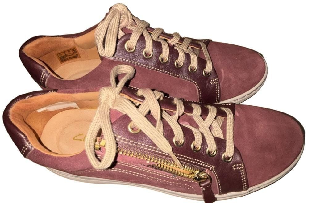 Clarks Nalle Lace Burgundy Suede Sneakers 6