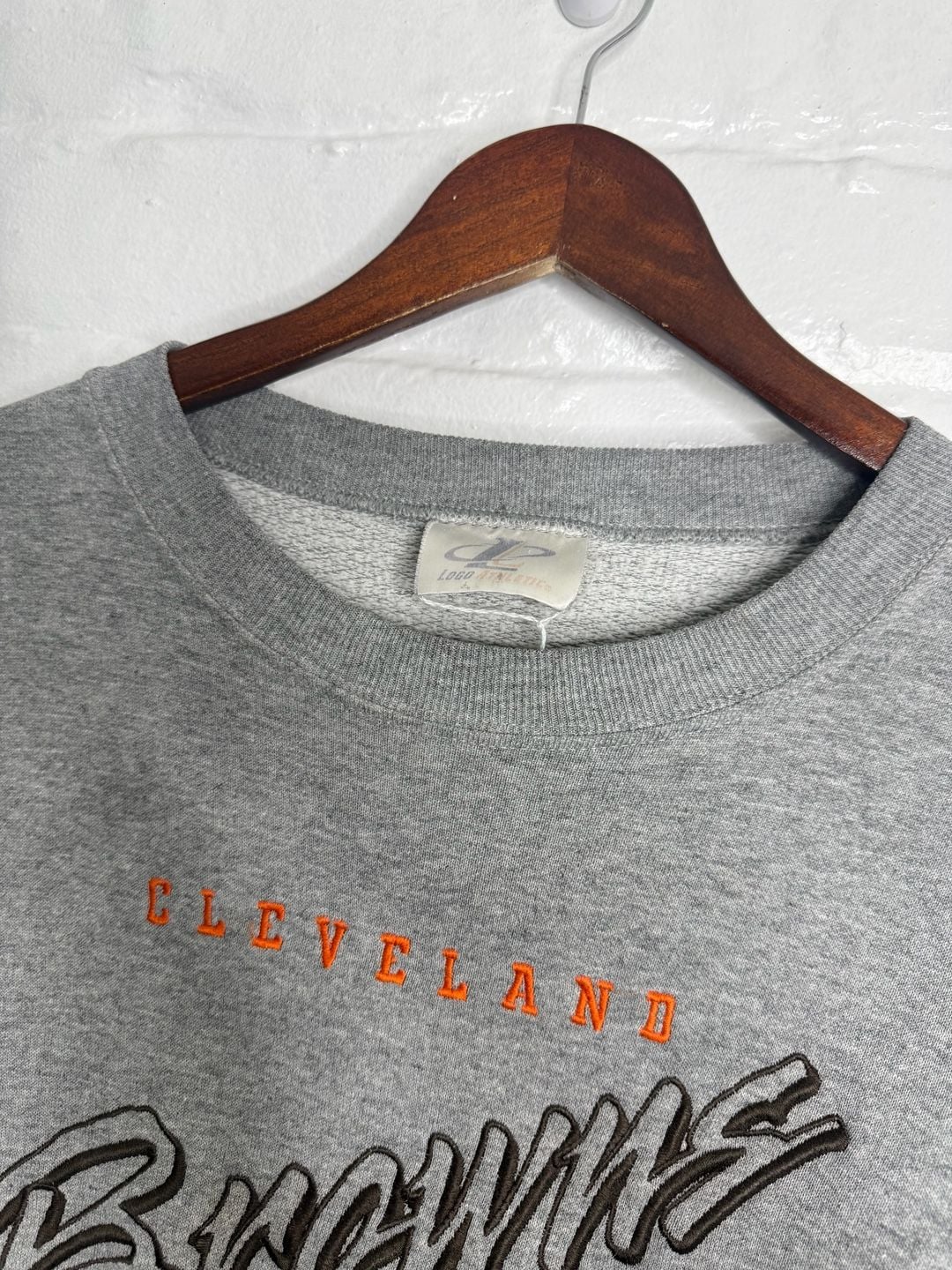 Logo Athletic Cleveland Browns Sweatshirt Gray NFL Football Embroidered 3