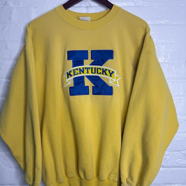 Gildan Kentucky Wildcats Sweatshirt Yellow Embroidered Logo Crewneck