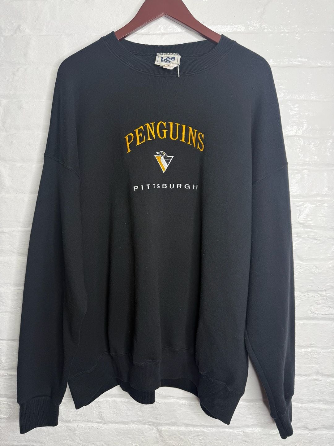 VINTAGE PITTSBURGH PENGUINS CREW NECK LARGE – , A 2