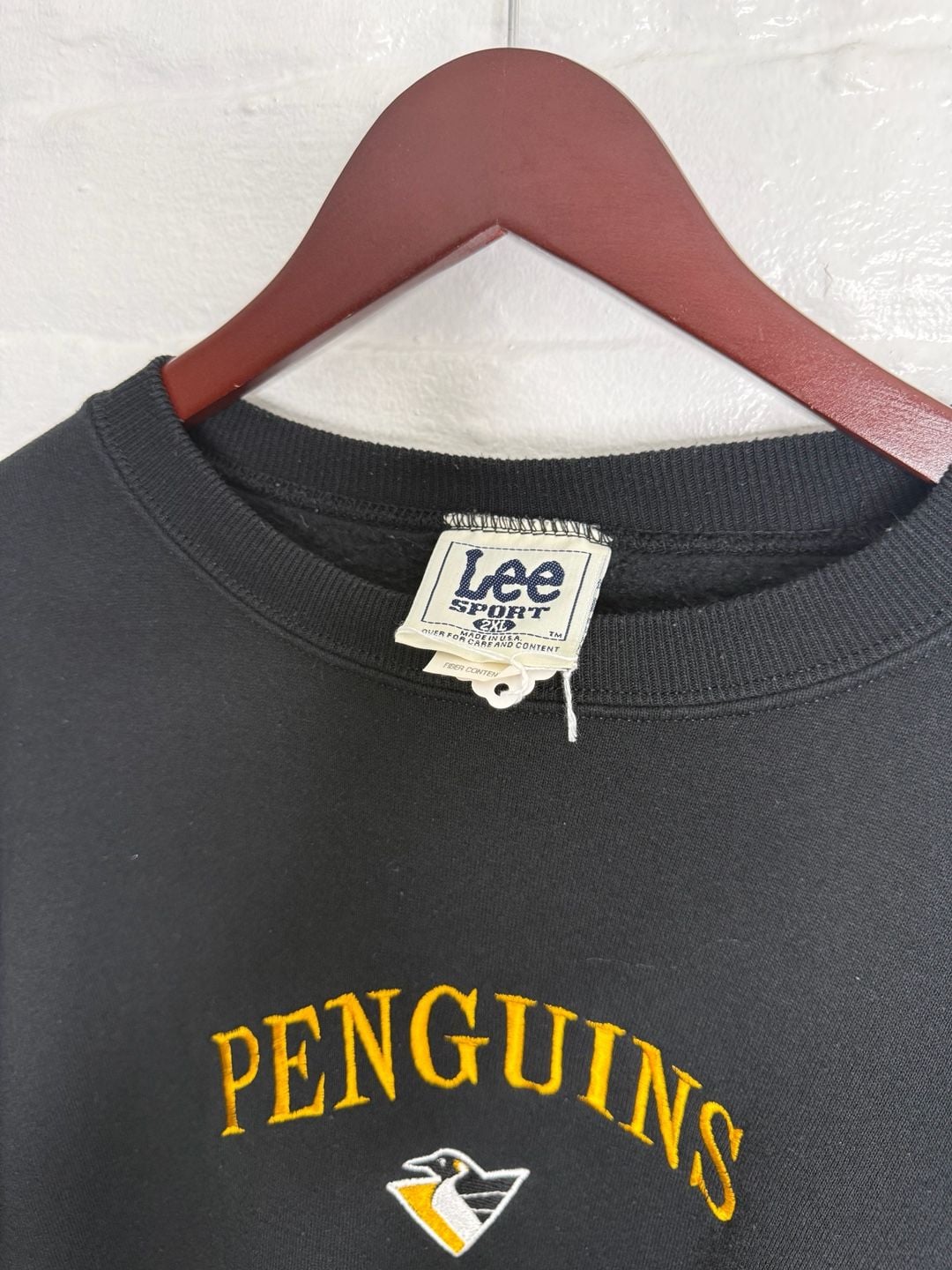 VINTAGE PITTSBURGH PENGUINS CREW NECK LARGE – , A 4