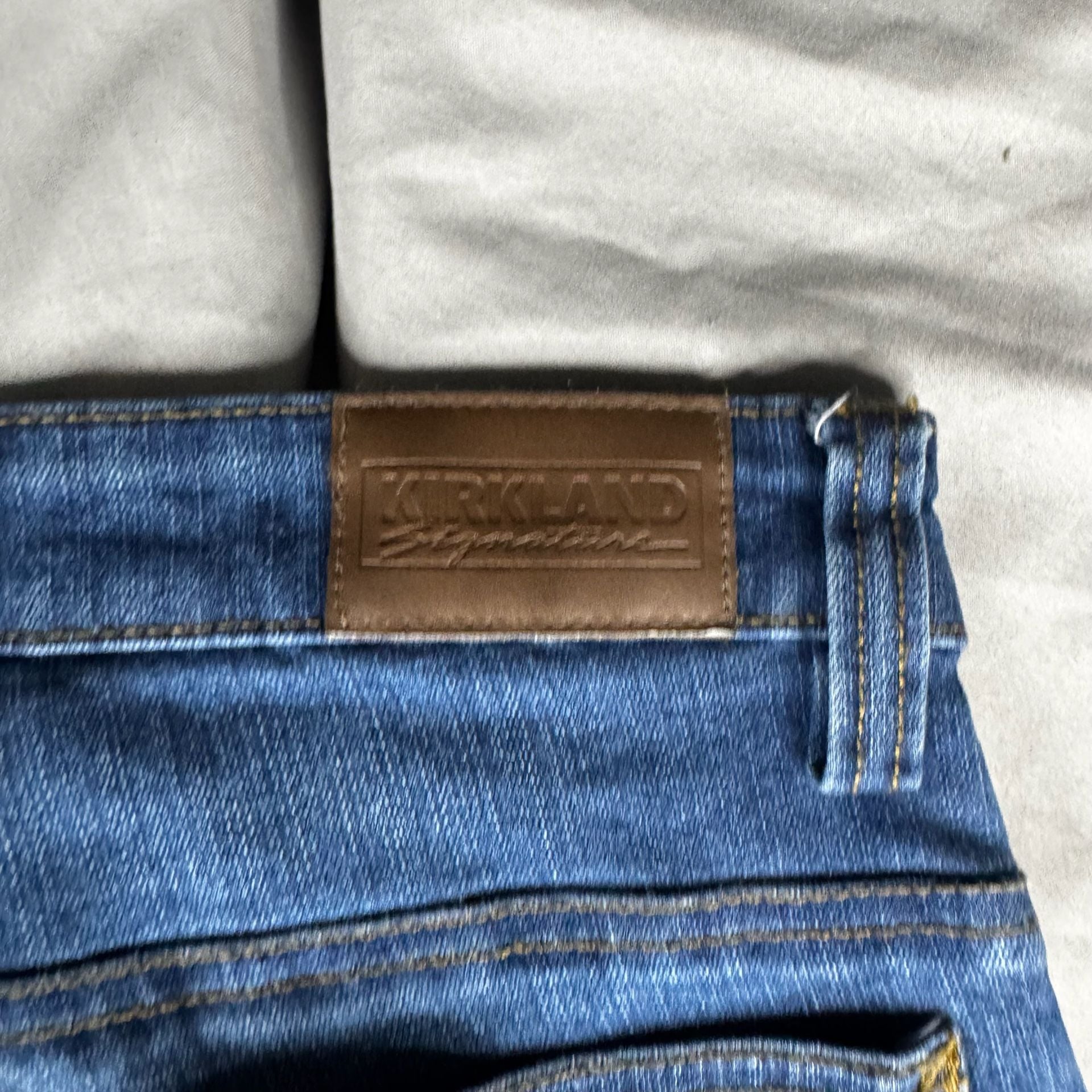 Kirkland Signature Denim Jeans Blue Lot Of 5 24