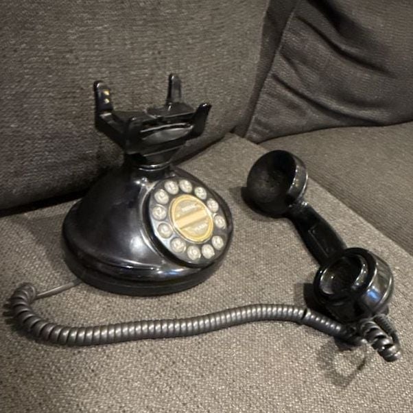 Conair Metropolis Vintage Style Black Retro Landline Desk Telephone 3