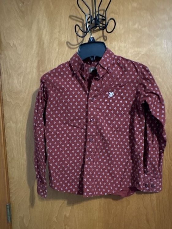 Ariat Long Boys Sleeve Button Up Shirt Size 8/8 Burgundy Geometric Print 2