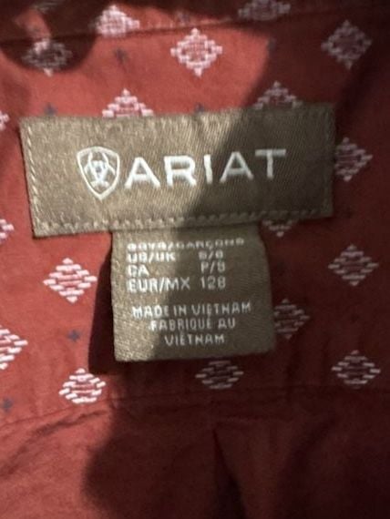 Ariat Long Boys Sleeve Button Up Shirt Size 8/8 Burgundy Geometric Print 4