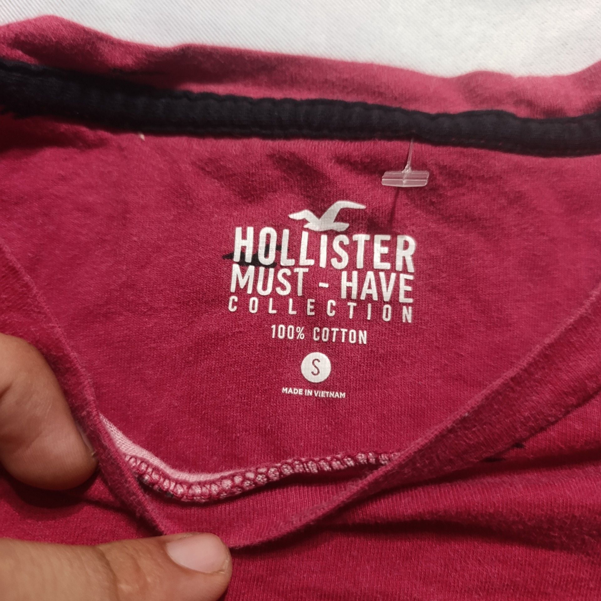 Hollister All Over Seagull Print T-Shirt Red 3