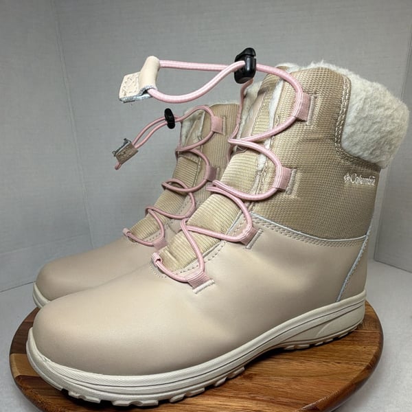 Columbia Youth Moritza Boot Size 6 Beige Faux Fur Winter Snow Boots