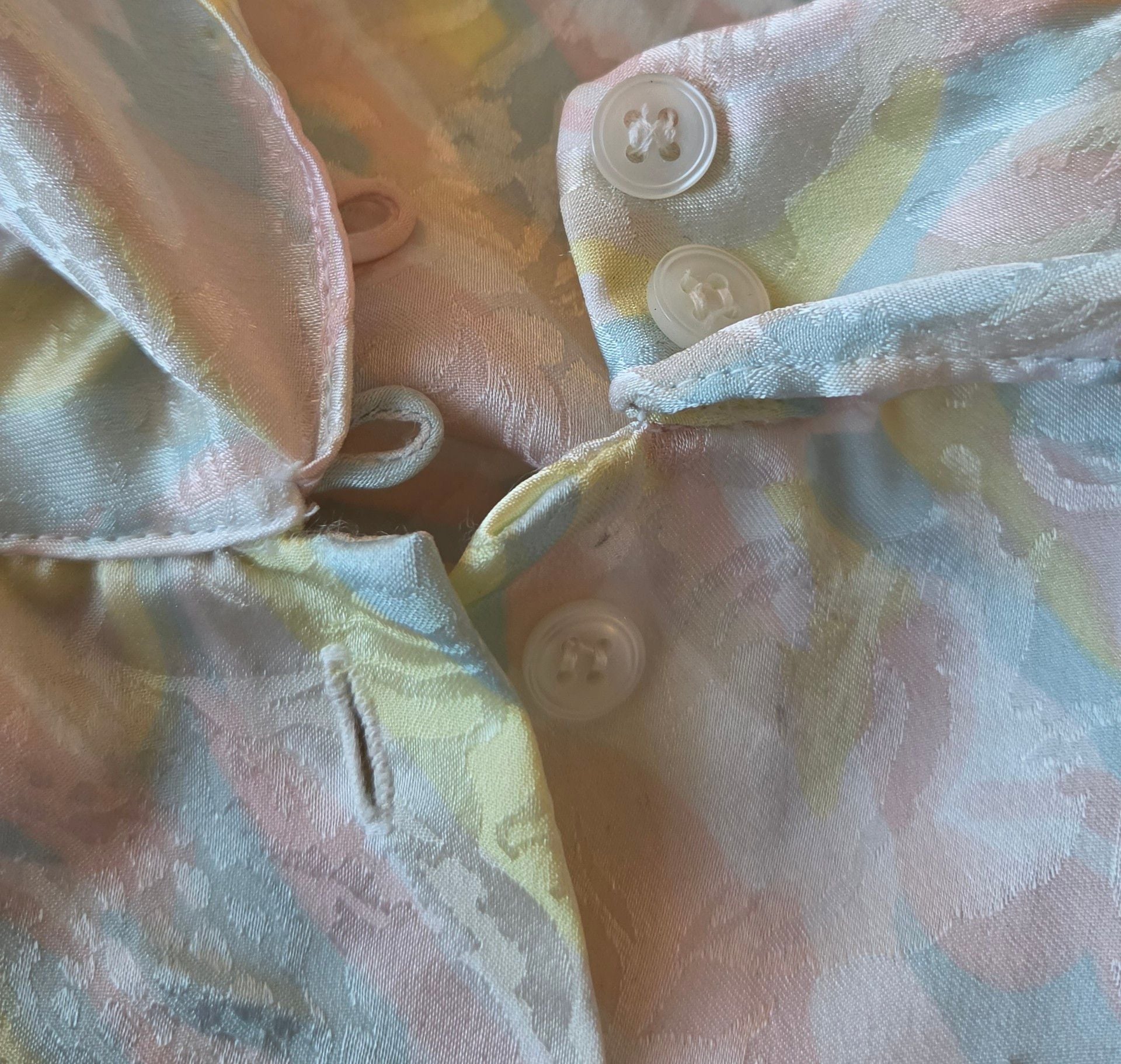 Nicola Secretary Blouse Size 14 Pastel Floral Satin Jacquard 6