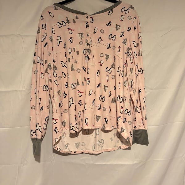 Secret Treasures Pajama Top Size XL/XG (16-18) Pink Penguin Print Henley