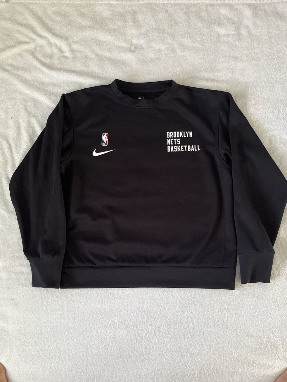 Nike Dri-FIT NBA Brooklyn Nets Basketball Player Issued Crewneck Sweatshirt 2
