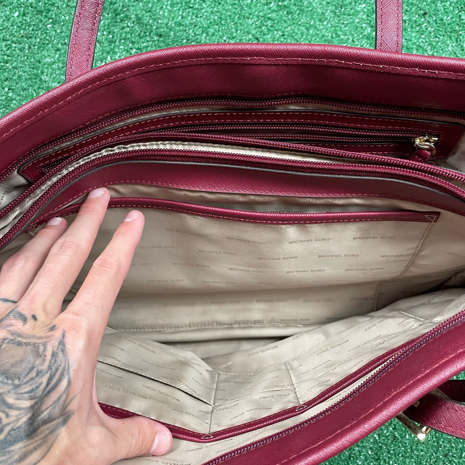 Michael Kors Jet Set Travel Saffiano Tote Bag Berry 7