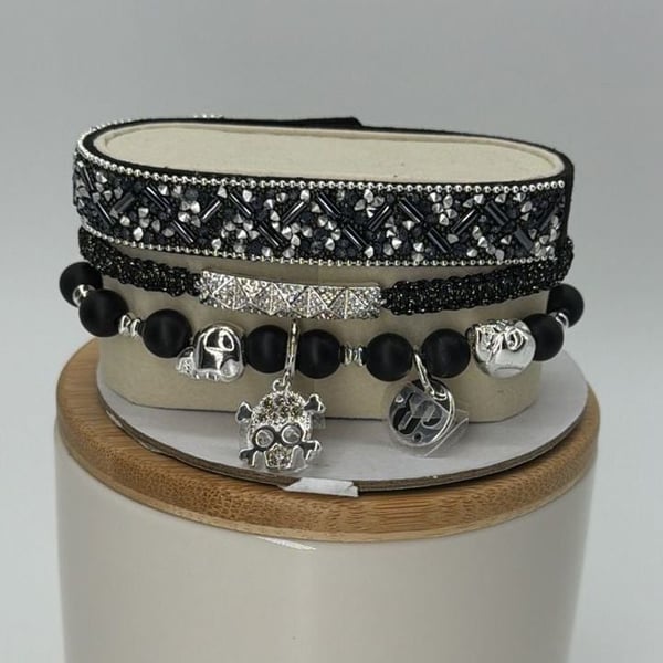 Bomb Party Barbosa's Revenge Stack Bracelet Black Silver Skulls