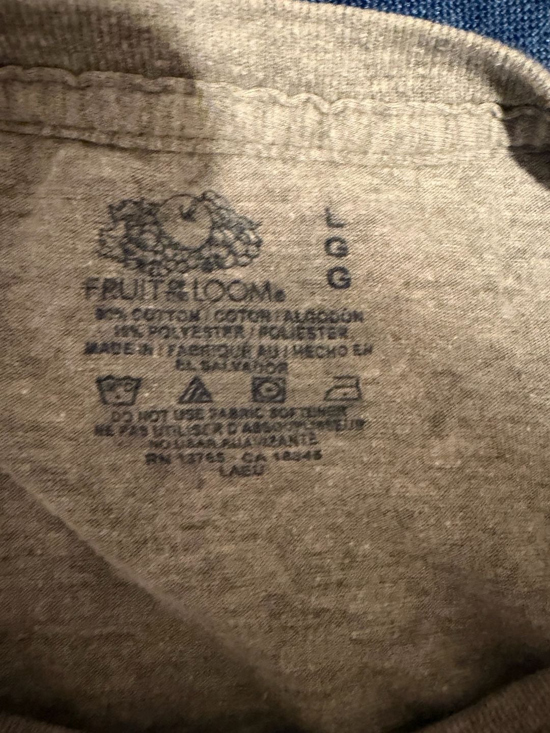 Fruit of the Loom Veteran Detailing T-Shirt Size L Gray Graphic Pocket 5