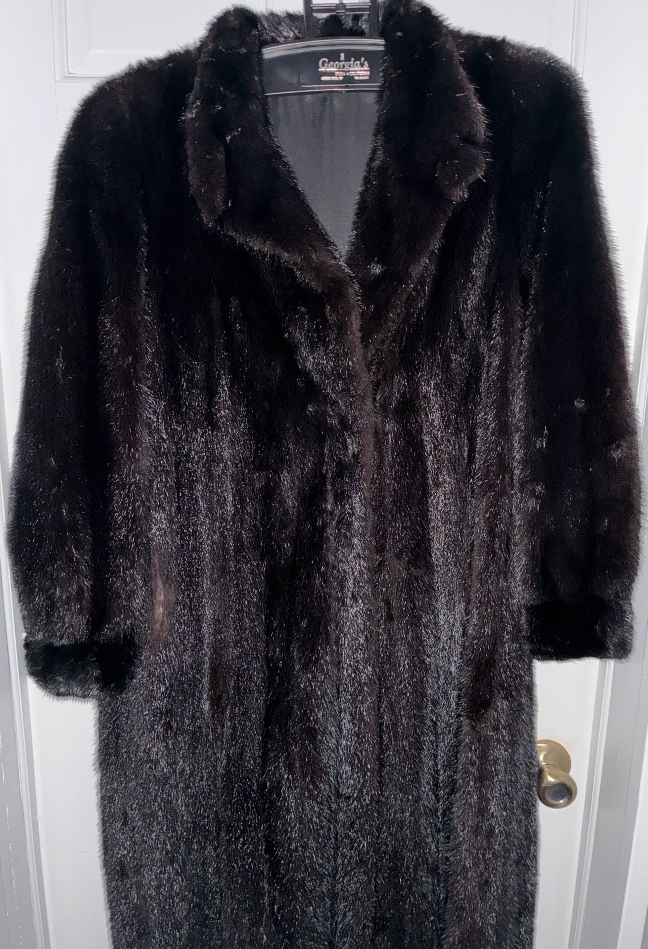 Vintage Black Mink Fur Coat Long Winter Jacket Scarf Earmuffs Gloves Set 10