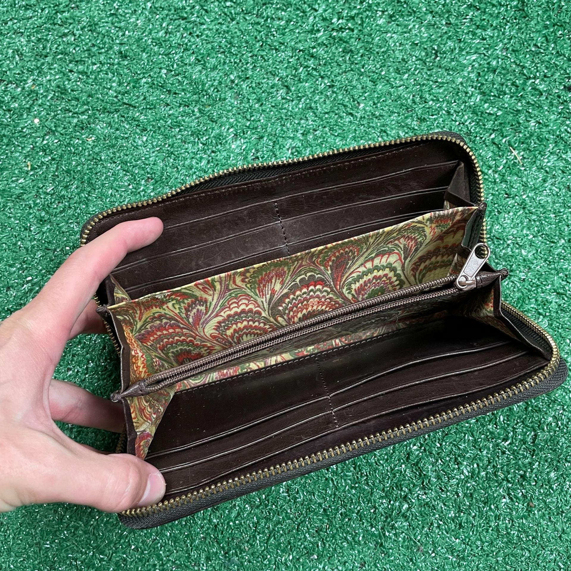 Dooney & Bourke Florentine Leather Zip Around Wallet Brown 7