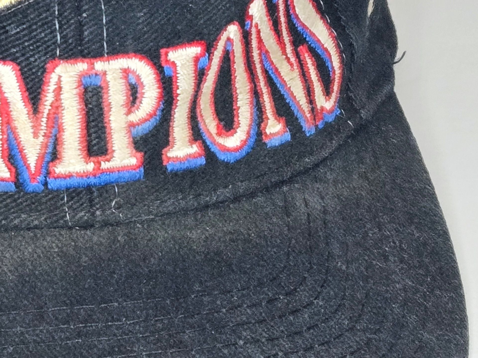 Vintage Chicago Bulls 1997 NBA Champions Snapback Hat 11