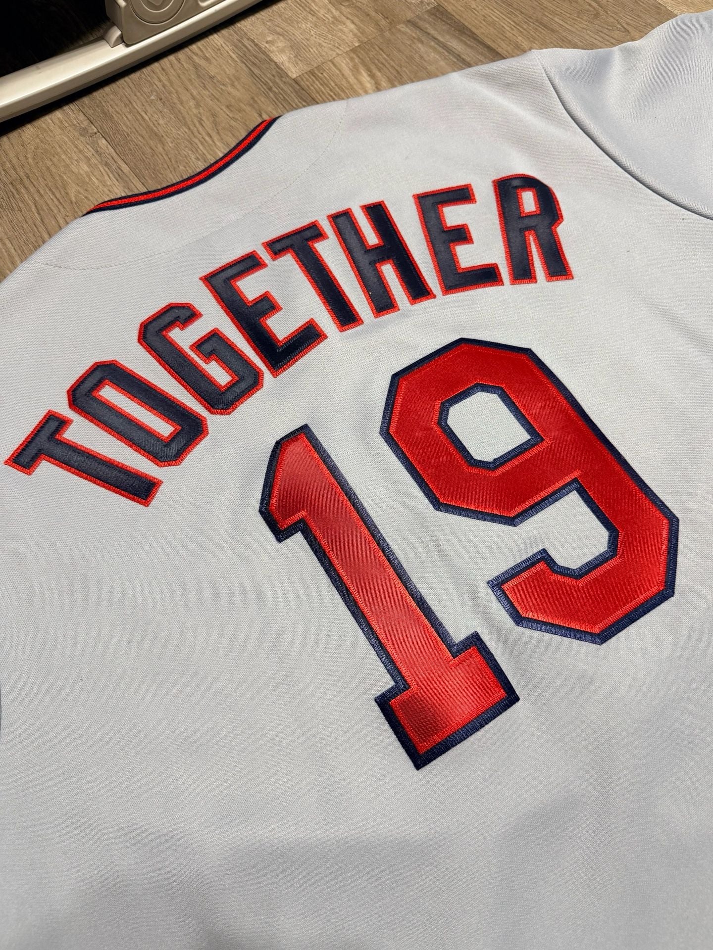 Majestic Minnesota Twins Jersey Size XL Gray Together 19 3